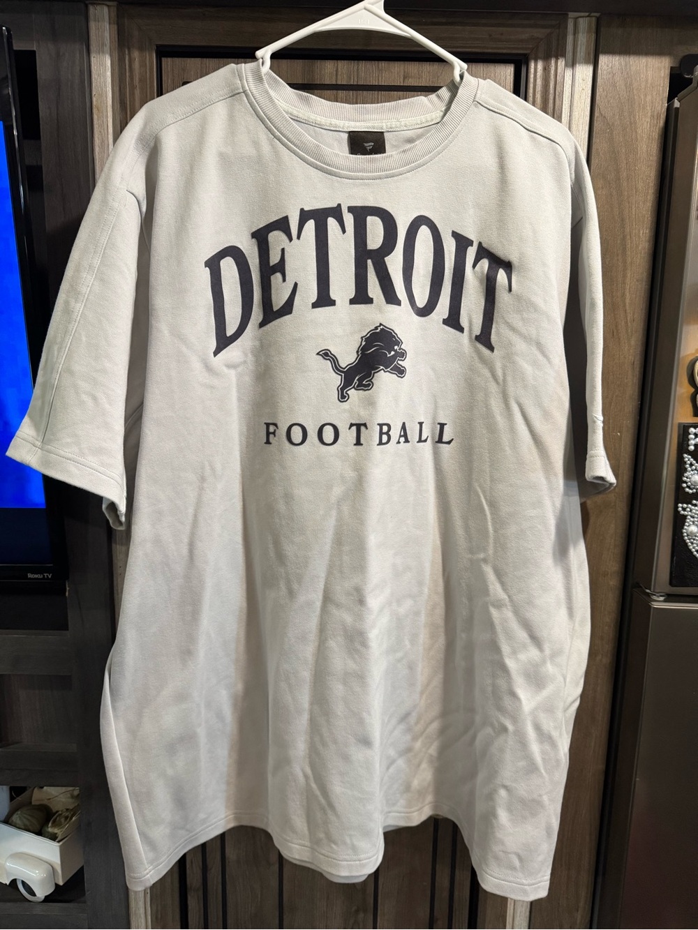 EUC!Fanatics Detroit Lions Football Short-Sleeve Tee in Light Gray and Navy